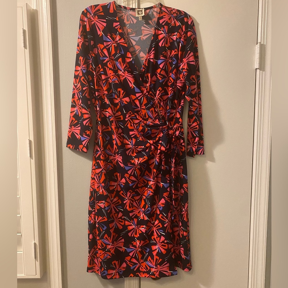 Anne Klein Faux Wrap Patterned Dress. Size 14.